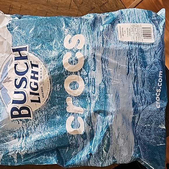 NWT Busch beer X Crocs. All terrain with specialty bag and working flashlight! - Picture 3 of 6